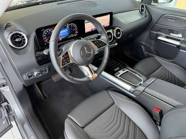 MERCEDES-BENZ GLA 250 e Hybrid Plug-In Ansicht 6 für Fahrzeugdetailseite
