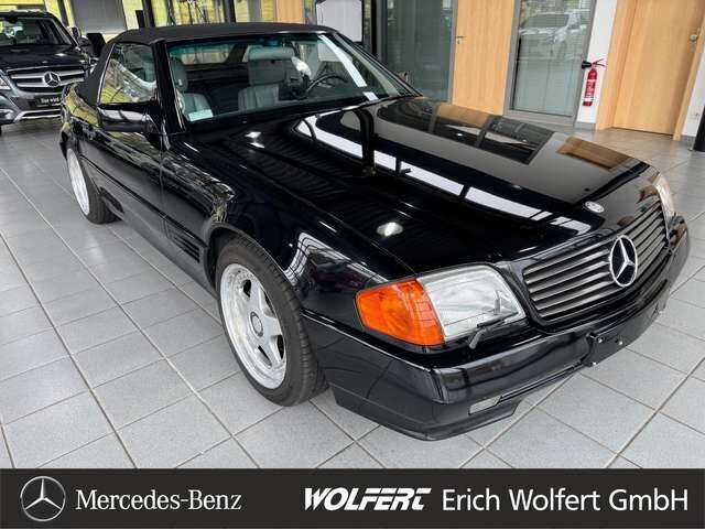 MERCEDES-BENZ SL 300 300 SL-24 aus 1. Hand nur 69.600 Km Ansicht 3 für Fahrzeugdetailseite