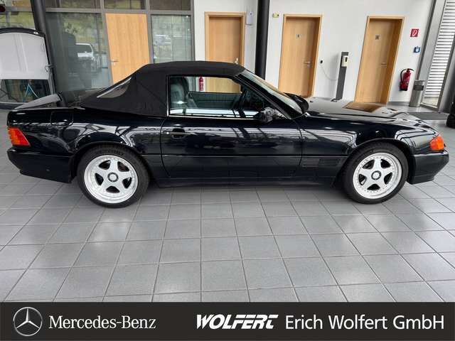 MERCEDES-BENZ SL 300 300 SL-24 aus 1. Hand nur 69.600 Km Ansicht 4 für Fahrzeugdetailseite