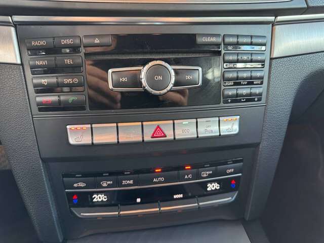 MERCEDES-BENZ E200 Coupe TÜV-Service-Reifen-Bremsen NEU!!! Ansicht 11 für Fahrzeugdetailseite