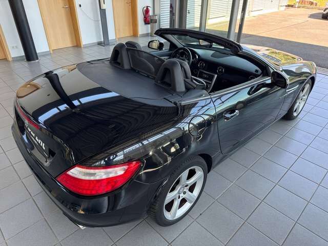 MERCEDES-BENZ SLK 250 Airscarf Leder Automatik Parktronic Comand-NAVI Ansicht 11 für Fahrzeugdetailseite
