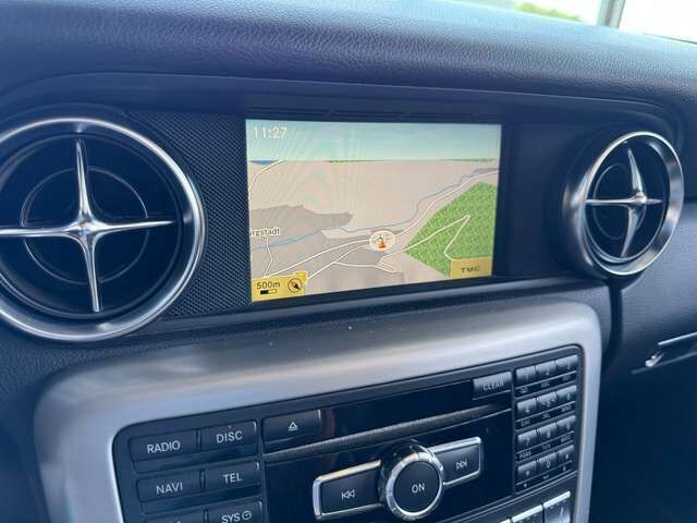 MERCEDES-BENZ SLK 250 Airscarf Leder Automatik Parktronic Comand-NAVI Ansicht 17 für Fahrzeugdetailseite