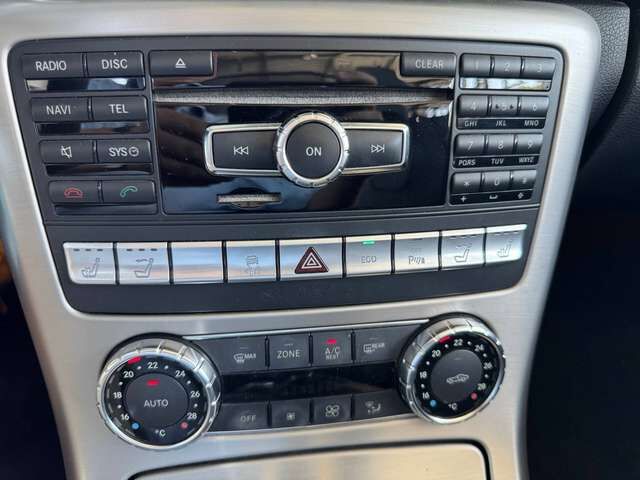 MERCEDES-BENZ SLK 250 Airscarf Leder Automatik Parktronic Comand-NAVI Ansicht 18 für Fahrzeugdetailseite