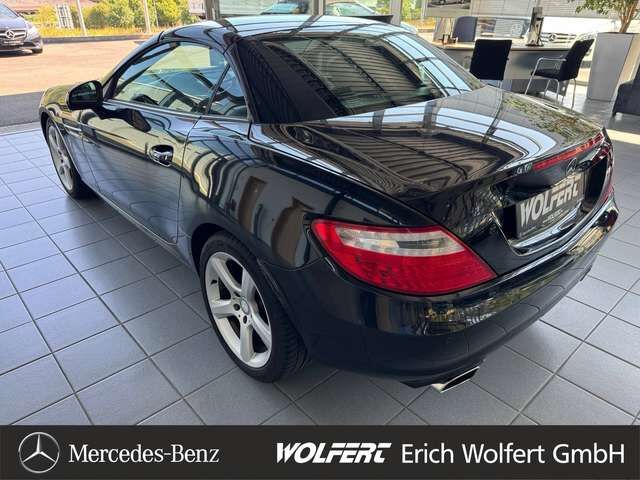 MERCEDES-BENZ SLK 250 Airscarf Leder Automatik Parktronic Comand-NAVI Ansicht 7 für Fahrzeugdetailseite