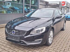 Volvo V60 2,0d Aut. Momentum Xenon Sitzhz KLIMA Np40t?