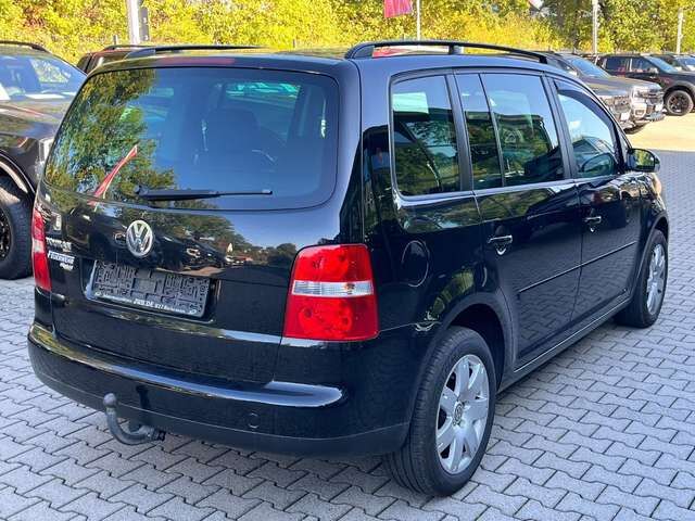 VW Touran 2.0 TDI 5 Sitzer 103KW /AHK/Klima/Tempo/