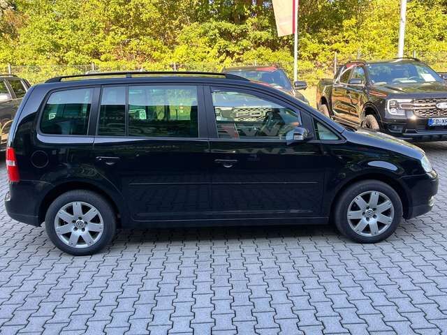 VW Touran 2.0 TDI 5 Sitzer 103KW /AHK/Klima/Tempo/