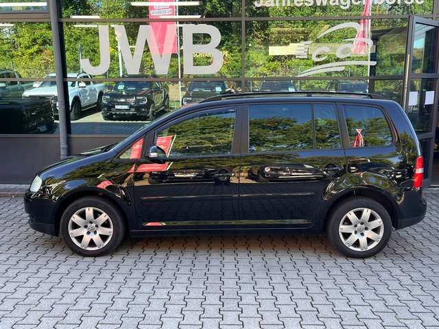 VW Touran 2.0 TDI 5 Sitzer 103KW /AHK/Klima/Tempo/