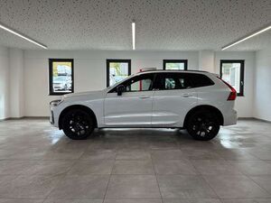 Volvo XC60 2.0 B5 MH AWD Black-Edition Plus AHK Harman Kardon