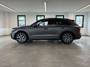 VW Touareg 3.0 V6 TDI 4Motion R-Line Final Edition