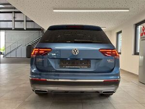 VW Tiguan Allspace 2.0 TDI Highline 4Motion AHK Pano