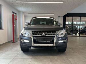 Mitsubishi Pajero 3.2 DI-D Top 4WD Navi RF-Kamera Tempomat