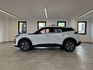 Peugeot 2008 1.2 PureTech Style LED PDC Kamera Navi SHZ