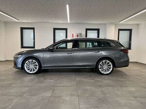 Skoda Superb Combi 2,0 TDi Selection 4x4 AHK Standheizung