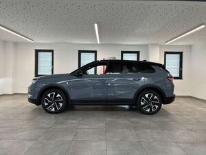 Opel Grandland GS 1.2 Turbo Hybrid 48V eDCT Intellilux
