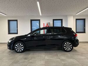VW Golf VIII 1.5 TSi Active Bi-LED ACC SHZ NAVI PDC