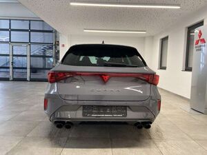 CUPRA Leon ST VZ 2.0 TSI 4WD Sennheiser Kamera Navi