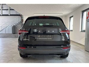Skoda Karoq 2.0 TDI Selection DSG 4WD AHK LED ACC KAM