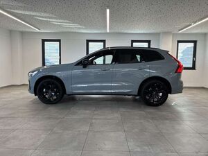 Volvo XC60 2.0 B5 MH AWD Black-Edition Plus AHK Harman Kardon