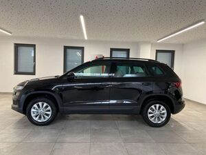 Skoda Karoq 2.0 TDI Selection LED PDC KAM SHZ Tempomat