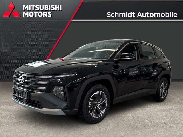 Hyundai TUCSON 1.6 T-GDI Select LED PDC KAM SHZ NAVI TEMP