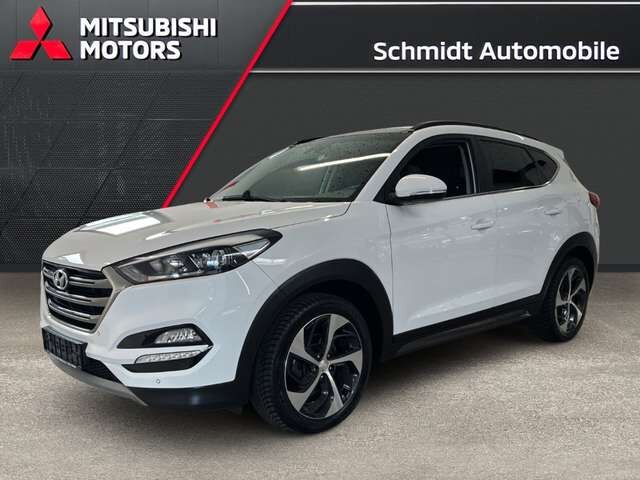 Hyundai TUCSON 2.0 CRDi Style 4WD Pano PDC Kamera Shz Tempomat
