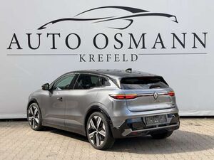 Renault Megane EV60 220hp optimum charge Iconic  Massage