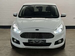 Ford S-Max 2.0 TDCi Bi-Turbo Aut. Titanium   AHK