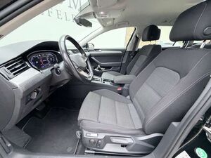 VW Passat Variant Variant 2.0 TDI SCR DSG Business | HUD