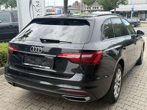 Audi A4 Avant 35 TFSI S tronic CARPLAY*PDC*NAVI*LED