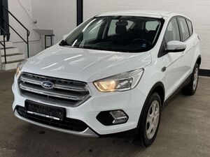 Ford Kuga 1.5 EcoBoost 2x4 Trend