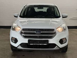 Ford Kuga 1.5 EcoBoost 2x4 Trend