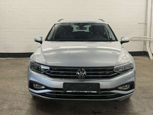 VW Passat Variant 2.0 TDI SCR DSG Business ACC