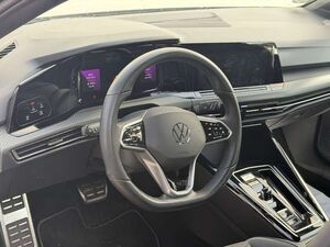 VW Golf Variant 2.0 TDI SCR DSG R-Line Standheizung