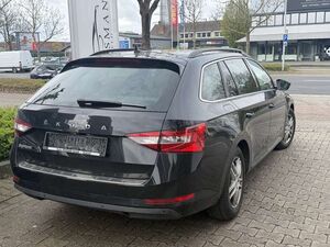Skoda Superb Combi 2.0 TDI DSG Ambition UPE:51.569,-?
