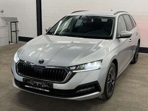 Skoda Octavia Kombi Clever Standheizung AHK RFK ...