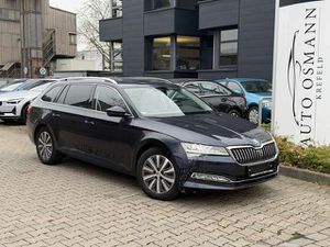 Skoda Superb Combi 2.0 TDI DSG Style1HAND*RFK*LED*TOTW