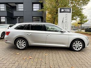 Skoda Superb Combi 2.0 TDI 4x4 DSG Ambition1HAND*ACC
