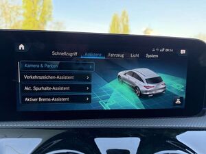 Mercedes-Benz CLA 250 e 8G-DCT AMG Line | AHK