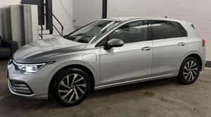 VW Golf 1.4 eHybrid OPF DSG Style | Digital Cockpit