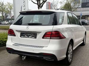 Mercedes-Benz GLE 350 d 4M AMG Line 9G-TRONIC 360° PANO Harman