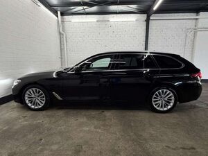 BMW 530 d Touring Aut. Luxury Line   TOTW.