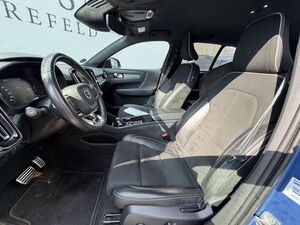 Volvo XC40 R Design Recharge Plug-In Hybrid 2WD