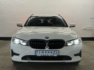 BMW 330 e Touring Aut. Advantage | Abstandstempomat