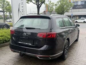 VW Passat Variant 2.0 TDI SCR DSG Elegance PANO
