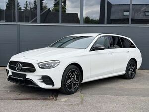 Mercedes-Benz E300 de 4Matic T 9G-TRONIC AMG Line |NightPaket