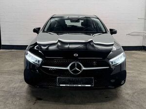 Mercedes-Benz A180 d 8G-DCT Entry   RFK  NAVI  Werksgarantie