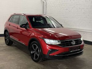 VW Tiguan 2.0 TDI SCR Active | ACC | LED | HUD