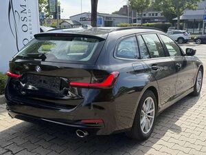 BMW 318 d Touring Aut. WIDESCREEN * LED *1.Hand *
