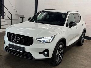 Volvo XC40 B3 B DKG Plus Dark   ACC   MEMORY   360°